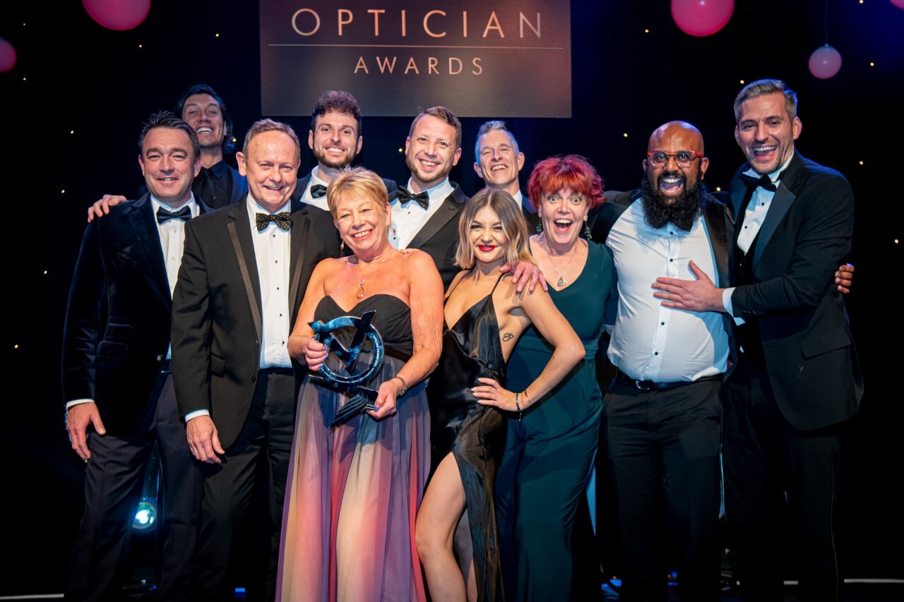  Menicon Bloom recognized as Contact Lens of the Year at 2022 Optician Awards